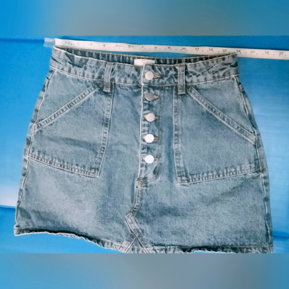 Cotton On A Line Mini Skirt (US.Sz 6)